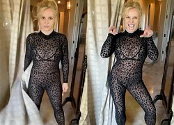 Britney Spears khoe dáng với bộ đồ xuyên thấu