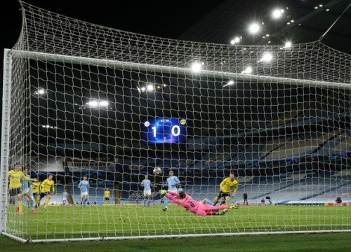 Haaland "im tiếng", Dortmund thua Man City ở phút cuối