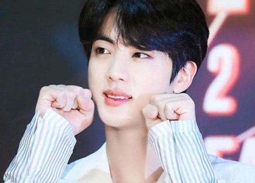 Jin BTS liên tục giành giải thưởng vì quá... đẹp trai