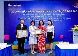 Kỉ niệm chương nhà giáo người trao không trân trọng, kẻ nhận chẳng đoái hoài