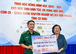 Quỹ học bổng Vừ A Dính và CLB "Vì Hoàng Sa - Trường Sa thân yêu" trao học bổng tại Cà Mau và Bạc Liêu