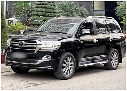 Toyota Land Cruiser VXS chạy lướt rao giá 6 tỉ đồng