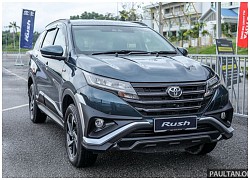 Toyota Rush bổ sung màu sơn mới, không thay đổi giá