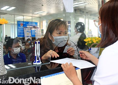 Gần 1 ngàn người được sửa lại nơi đăng ký khám, chữa bệnh bảo hiểm y tế ban đầu