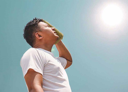 Cách xử lý khi bị say nắng