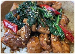 Những ngày giao mùa thử làm món gà xào nấm cải xoăn ngon đậm vị, 'đưa cơm' vô cùng