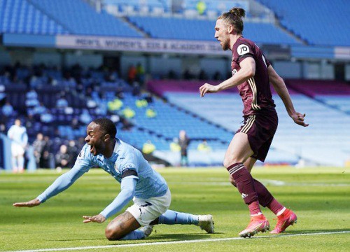Điều gì đang xảy ra với Raheem Sterling?