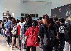 Gợi ý nữ sinh đi karaoke, nhân viên trung tâm thể dục bị đuổi việc