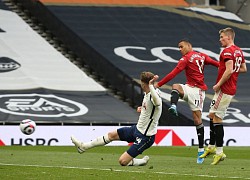 Greenwood tái lập thành tích ấn tượng của Ronaldo