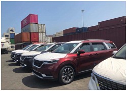 Kia Sedona 2021 thách thức Mercedes-Benz V-Class và Volkswagen Sharan