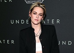 Kristen Stewart không thích mặc áo sơ mi?