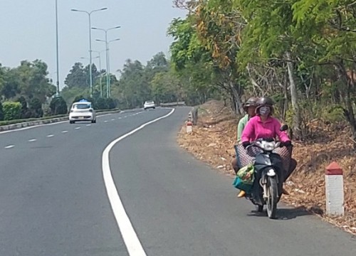 Lâm Đồng: Vi phạm tràn lan trên cao tốc Liên Khương - Prenn