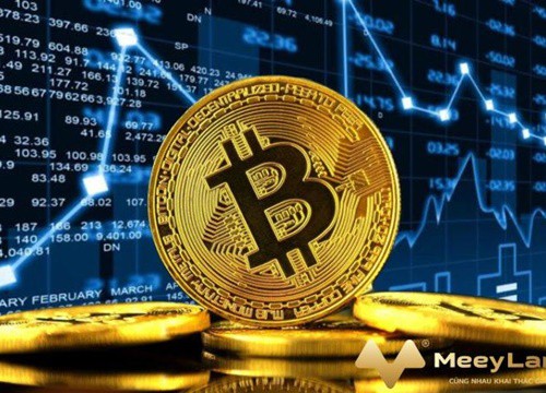 Bitcoin phá đỉnh, cán mốc 63.000 USD