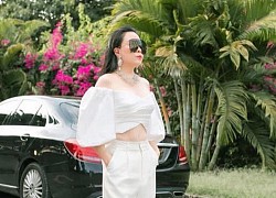 Phượng Chanel liên tục khoe body gợi cảm hậu chia tay Quách Ngọc Ngoan, đáng ngưỡng mộ nhất là vòng eo