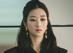 Seo Ye Ji: Đóa hoa báu vật nở muộn bị lột mặt nạ sau 1 đêm, &#8220;điên nữ&#8221; đáng sợ từ phim ra đời thực mấp mé ở bờ vực &#8220;toang&#8221; cả sự nghiệp