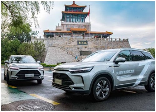 Thêm một tháng thảm bại của BEIJING X7 tại Trung Quốc