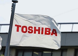 Vì sao &#8216;tượng đài công nghệ&#8221; Toshiba bán mình với giá 20 tỷ USD?