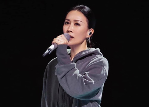 Bị lộ hát nhép, "chị đại" The Voice Trung Quốc vẫn hiên ngang dẫn đầu show thực tế