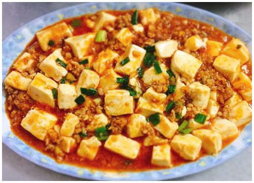 Cuối tuần mưa lạnh, bữa tối mà có đĩa đậu hũ sốt cay này ăn cùng cơm nóng thì tuyệt vời!