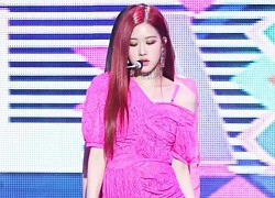 Hóa ra ngày xưa Rosé (BLACKPINK) cũng có những pha mặc "phèn xỉu", xấu kinh hoàng thế này à?