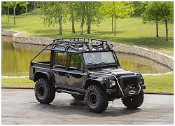 Land Rover Defender 110 SVX từng đóng phim 007 được rao bán công khai