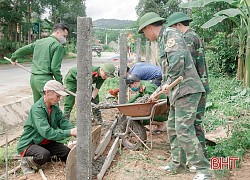 Lực lượng vũ trang Hà Tĩnh giúp xã biên giới xây dựng khu dân cư kiểu mẫu