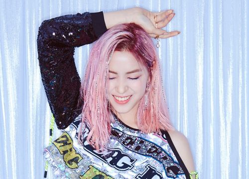 Rapper Owen bị chỉ trích vì bình luận thô tục về Ryujin (ITZY)