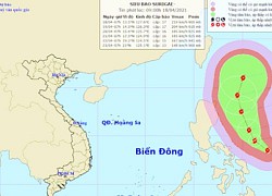 Siêu bão Surigae đổi hướng vào biển Đông sức gió lên tới 220 km/h, các địa phương khẩn cấp chuẩn bị