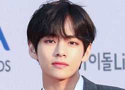 V (BTS) gây tranh cãi vì được bình chọn là Center đẹp trai nhất Kpop