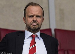 Cầu thủ MU giận dữ, Ed Woodward họp khẩn