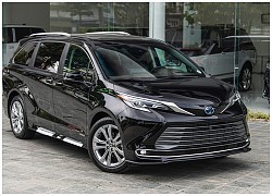 Toyota Sienna Hybrid 2021 - MPV gia đình giá hơn 4 tỷ đồng