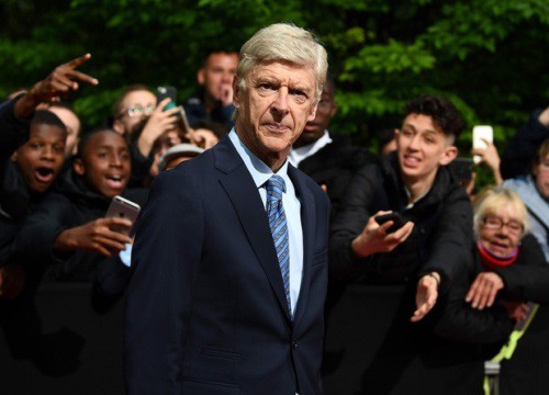 Wenger chỉ ra lỗ hổng của Super League