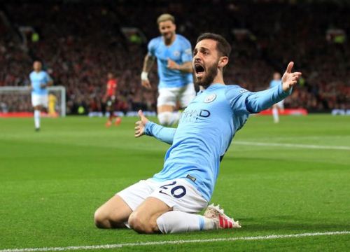 Bernardo Silva, lời giải mới cho 'số 9 ảo' tại Man City