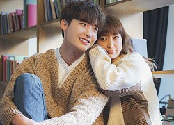 Lee Jong Suk tái xuất màn ảnh sau 2 năm đi quân sự, nhìn qua dàn ekip là biết ngay bom tấn rồi!