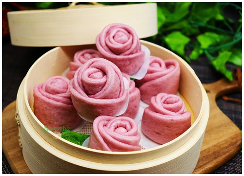 Mẹo làm bánh khoai hấp hình hoa hồng xinh ngất ngây, con bạn sẽ thích mê