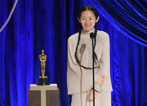 Nữ đạo diễn châu Á đầu tiên đoạt giải Oscar Chloé Zhao: thành công trên trường quốc tế và sự tẩy chay ở quê nhà Trung Hoa