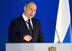 Putin &#8216;lùi khỏi miệng hố&#8217; căng thẳng với phương Tây