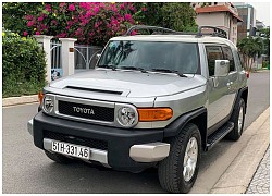 Toyota FJ Cruiser dùng 14 năm vẫn có giá ngang Fortuner