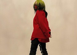 Billie Eilish gây ngỡ ngàng khi đổi style, mặc corset o ép vòng 1 khoe body nóng bỏng