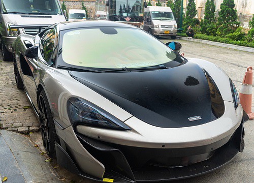 CEO Tống Đông Khuê xuất hiện tại Sa Pa cùng siêu xe Mclaren 570S độc nhất Việt Nam