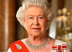 Hé lộ thói quen buổi sáng của Nữ hoàng Anh Elizabeth II