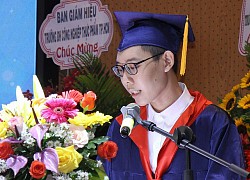 Thủ khoa đại học: "Bằng cấp chỉ là nền tảng ban đầu"