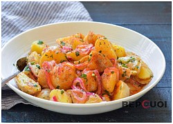 Cách làm salad khoai tây kiểu Đức