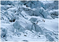 Cựu giáo viên lập kỷ lục người phụ nữ leo lên đỉnh Everest nhanh nhất thế giới