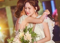 Ngày cưới mẹ đẻ trao 3 chỉ vàng và 1 tờ giấy, về nhà chồng mở ra tôi rụng rời