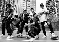 Wowy khoe ảnh cùng team "Rap Việt" mùa 1, cả thầy và trò đều cực ngầu