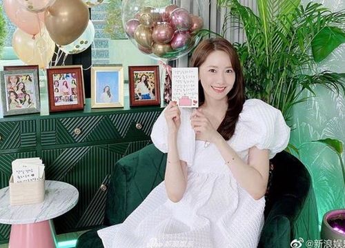 Yoona (SNSD) gây bão cả Weibo nhờ màn livestream khoe visual đẹp xỉu đón sinh nhật, ai mà tin nổi chị đẹp đã 31 tuổi