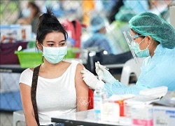 Các công ty lữ hành Thái Lan mở tour 'du lịch vaccine'