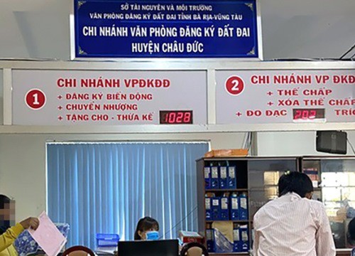 Cách ly 12 cán bộ liên quan đến nhân viên quán Bar ở Đà Nẵng mắc Covid-19