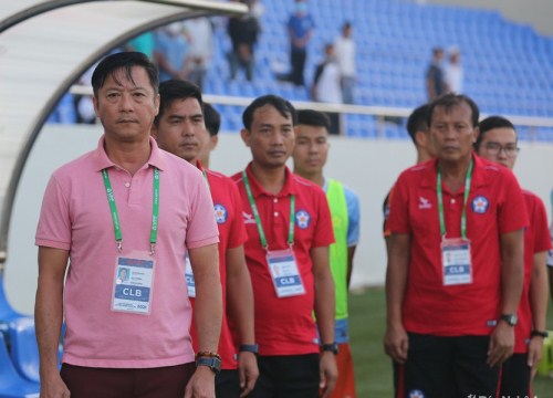 May rủi nghề huấn luyện viên ở V.League